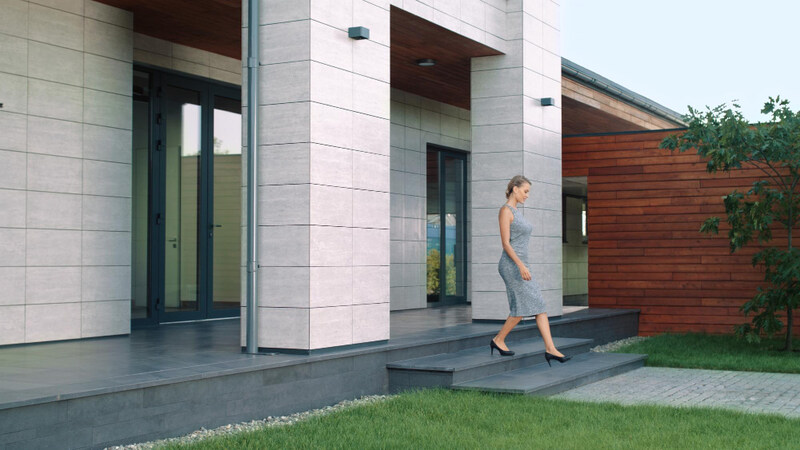 Jak dopasować płyty brukowe do elewacji domu