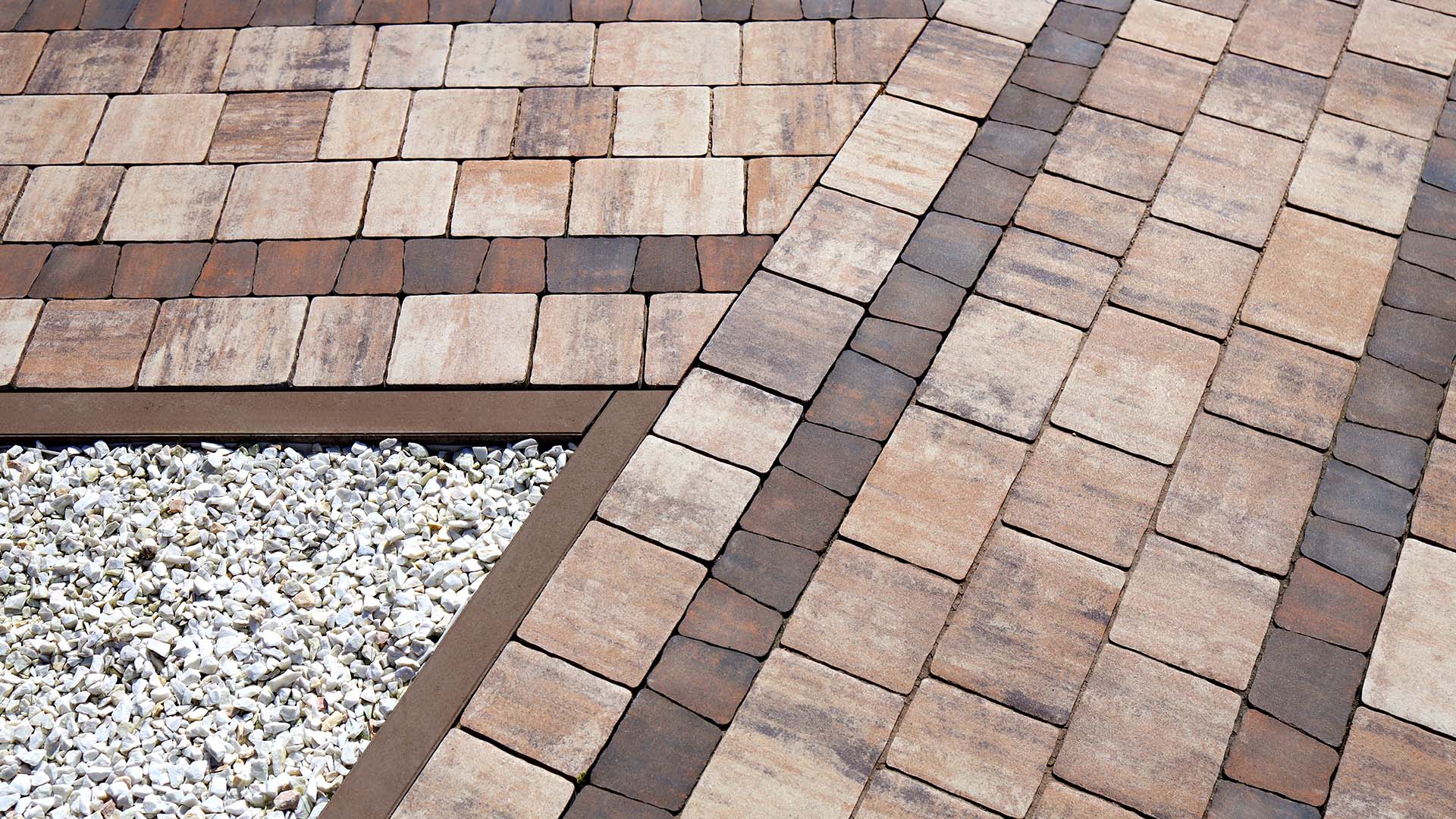 Kolorowe obrzeża ogrodowe